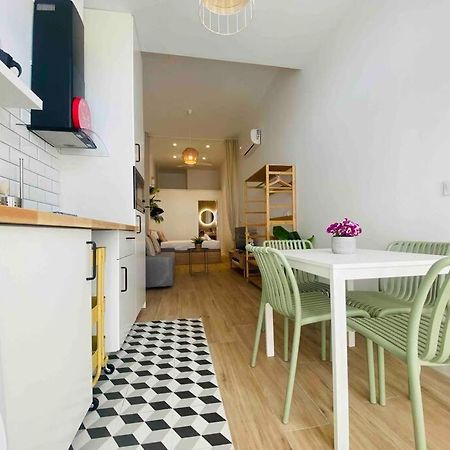 Nice & Cozy Flat Close The Beach バレンシア エクステリア 写真