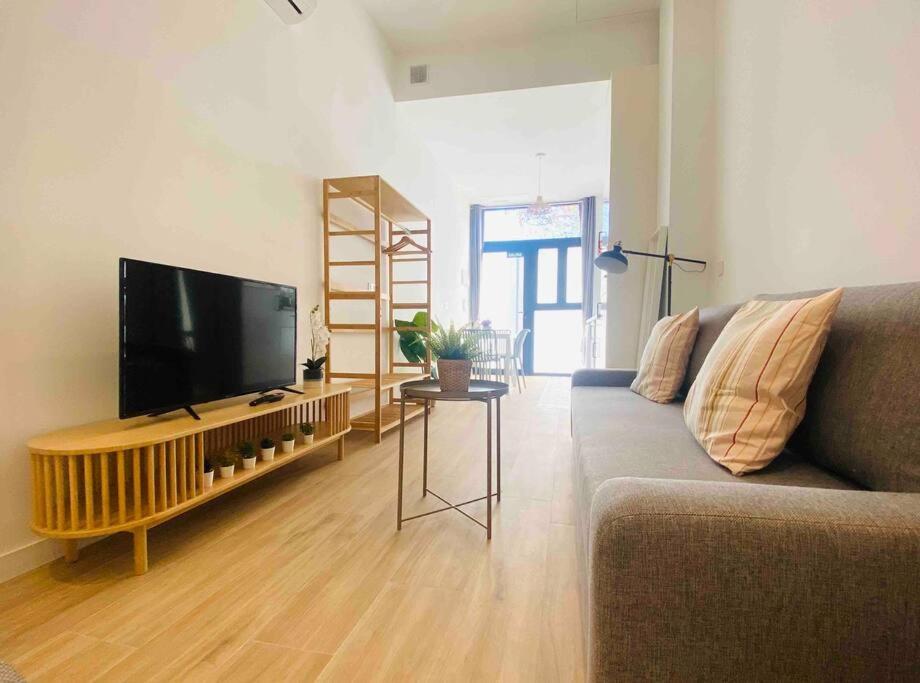 Nice & Cozy Flat Close The Beach バレンシア エクステリア 写真